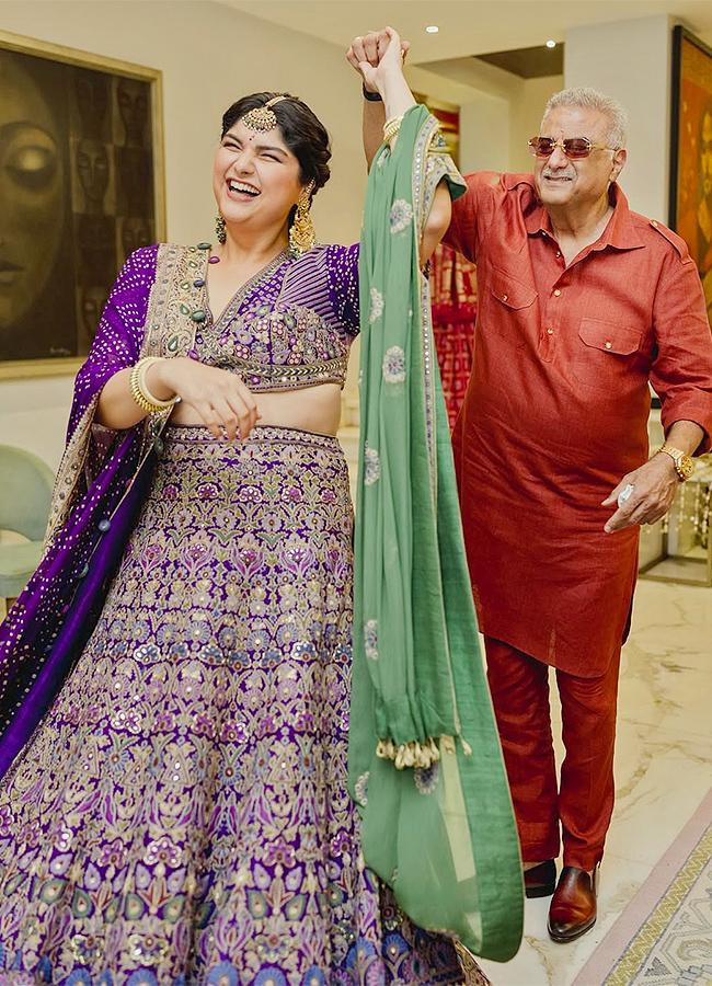 Anshula Kapoor and Rohan Thakkar host engagement bash on Dussehra12