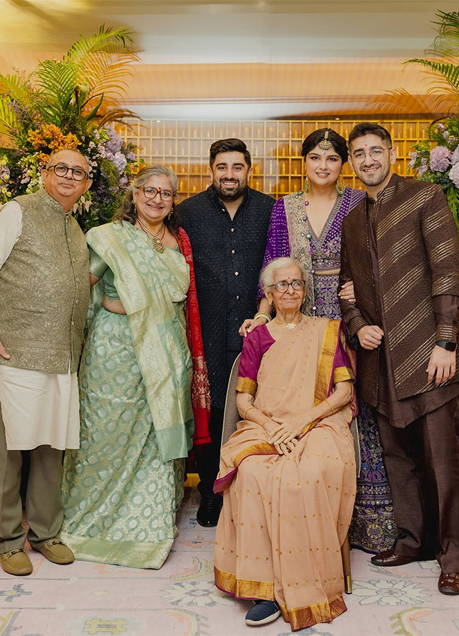 Anshula Kapoor and Rohan Thakkar host engagement bash on Dussehra18