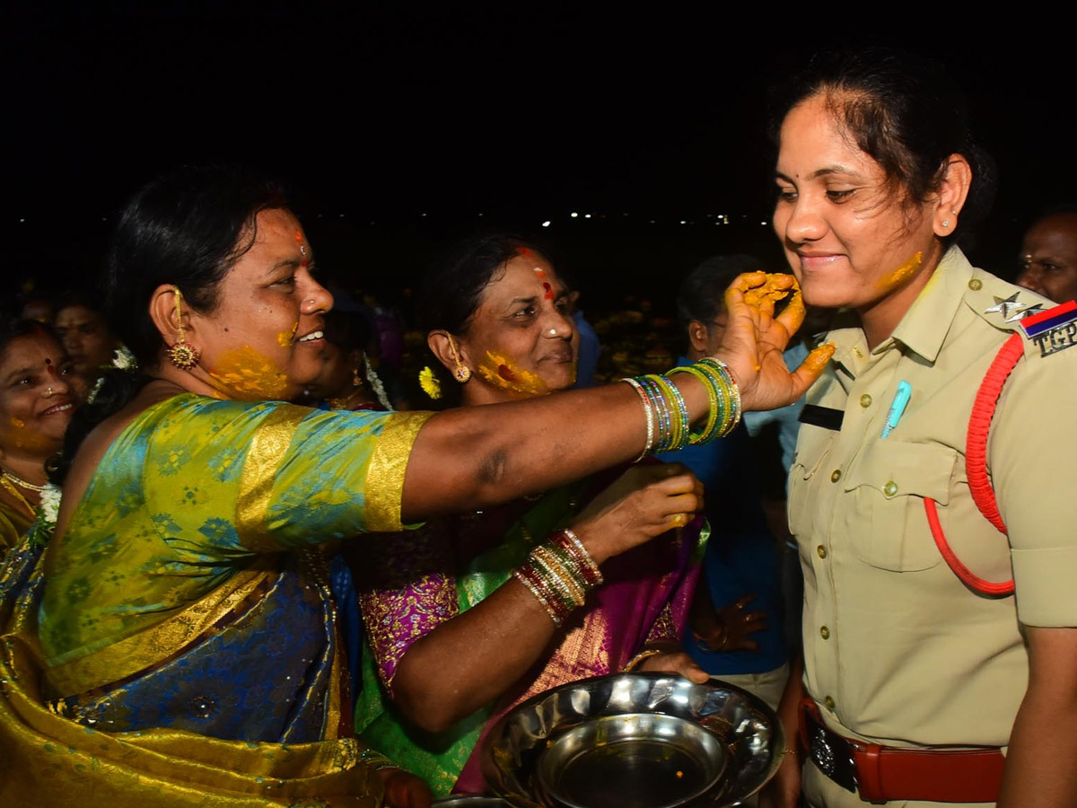 Best Photos of The Week in AP and Telangana Photo Gallery25