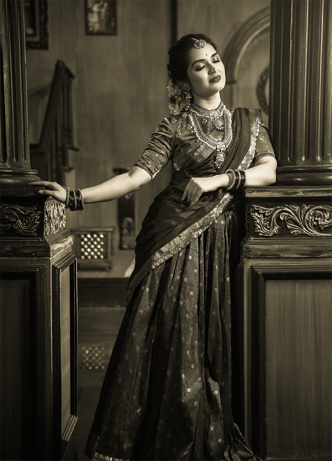 Mahanati Photoshoot Actress Priyanka Jain 5