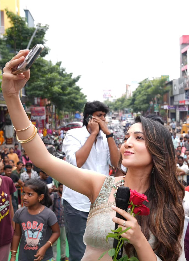 Tollywood Actress Neha Shetty At Kakinada8