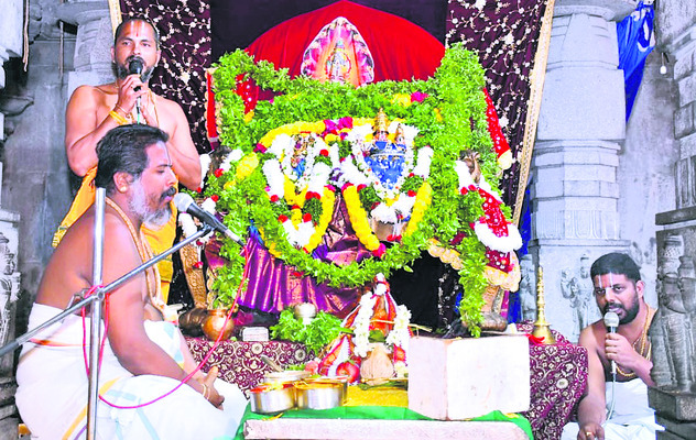 మట్టపల్లిలో నిత్యకల్యాణం1
