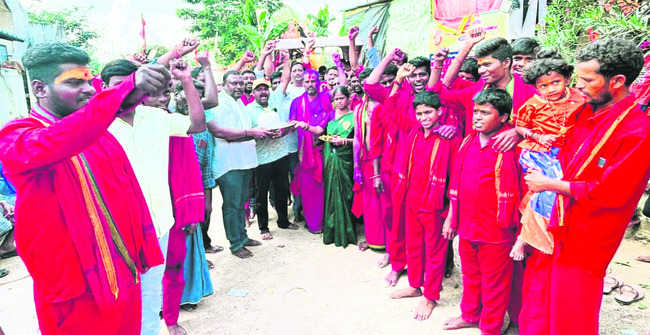 రూ.92 వేలు పలికిన గుమ్మడికాయ 1