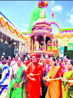 భక్తిశ్రద్ధలతో రథోత్సవం1