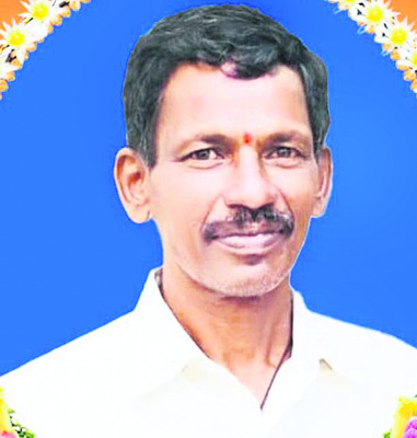 బారీకేడ్ను ఢీకొని యువకుడి దుర్మరణం
2