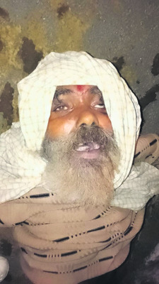 బాత్‌రూమ్‌లో జారిపడి మహిళా కండక్టర్‌ మృతి 2