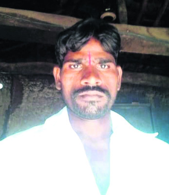 బాత్‌రూమ్‌లో జారిపడి మహిళా కండక్టర్‌ మృతి 1