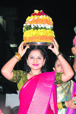 చిత్తూ చిత్తూల బొమ్మ..2