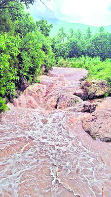 దంచికొట్టిన వర్షం6