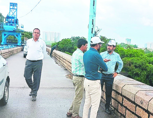 జంట జలాశయాలకు వరద 1