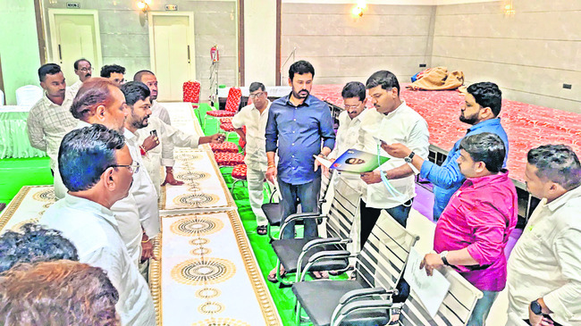 చంద్రబాబు పథకాలన్నీ కాపీ పేస్ట్‌ 1
