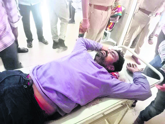 రోడ్డు ప్రమాదంలో మహిళ దుర్మరణం 3
