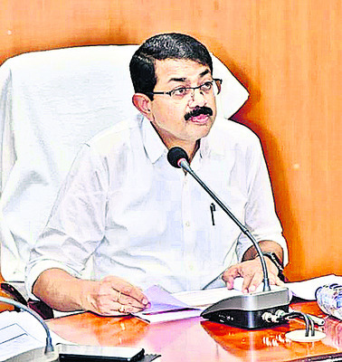 ఉత్సవాల నిర్వహణకు క్రెడాయ్‌ రూ. 7.01 లక్షల విరాళం 3