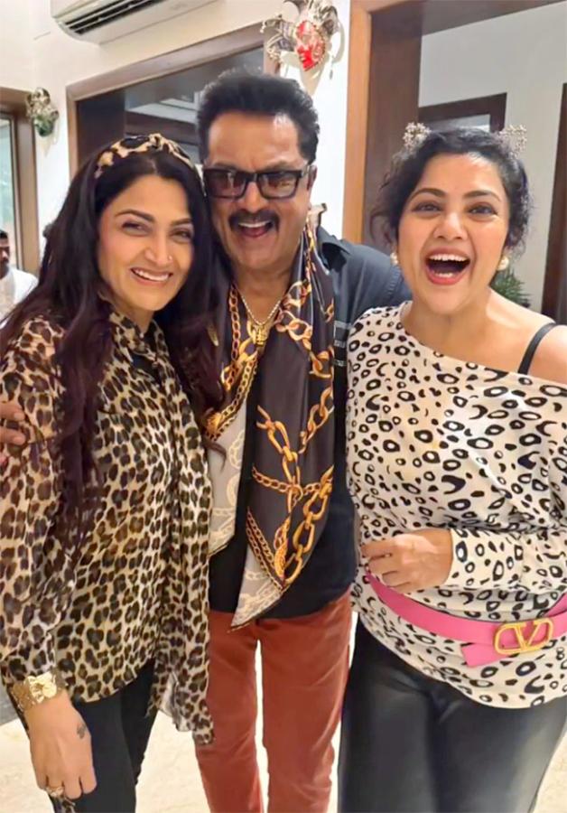 The 80s Stars Reunion Get Together in Chennai Viral Photos13