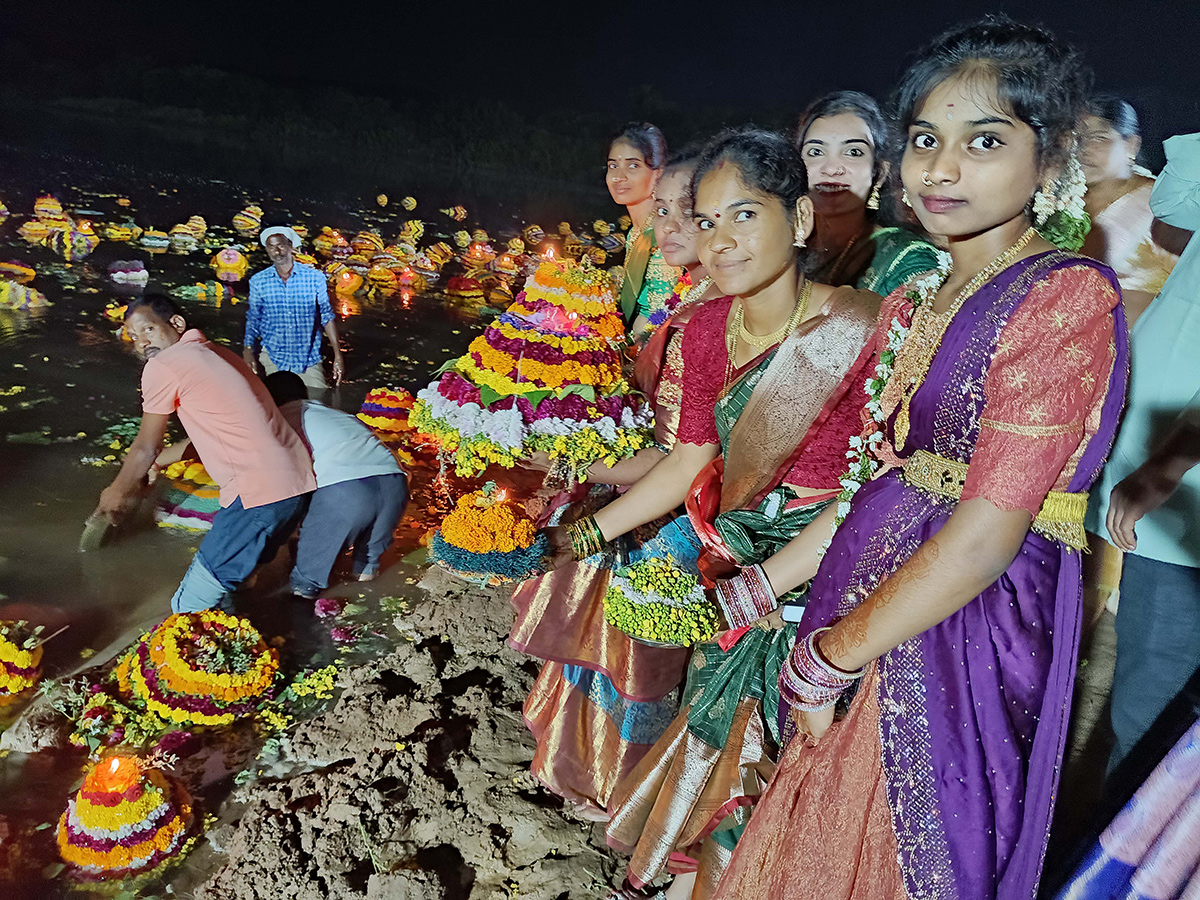 Bathukamma 2025 Celebrations in Karimnagar District Photos20