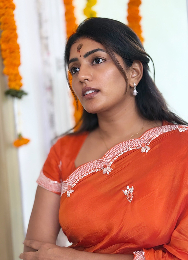 Tollywood Actress Eesha Rebba HD Latest Photos9