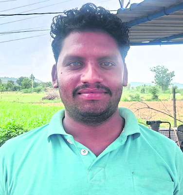 రహదారి.. నత్తగా మారి2