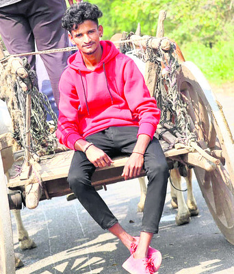 కుటుంబ తగాదాలతో యువకుడి బలవన్మరణం
1