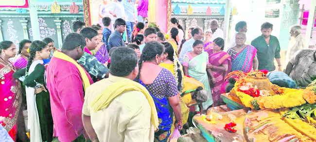 మద్దిలో హనుమద్‌ హోమం 
1
