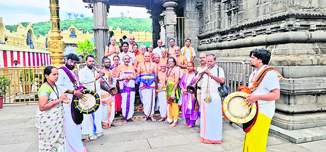 అప్పన్న సన్నిధిలో నిత్య కల్యాణాల రికార్డు1