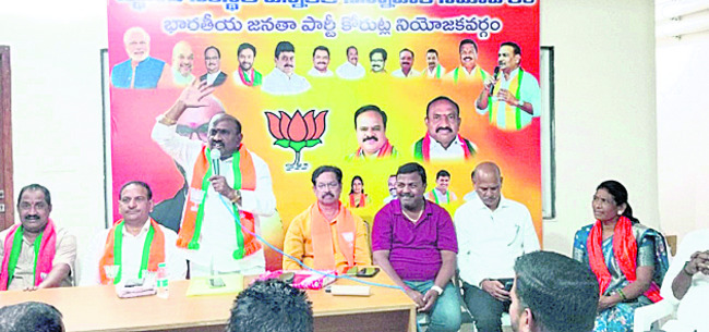 ప్రజావాణి రద్దు● కలెక్టర్ సత్యప్రసాద్
2