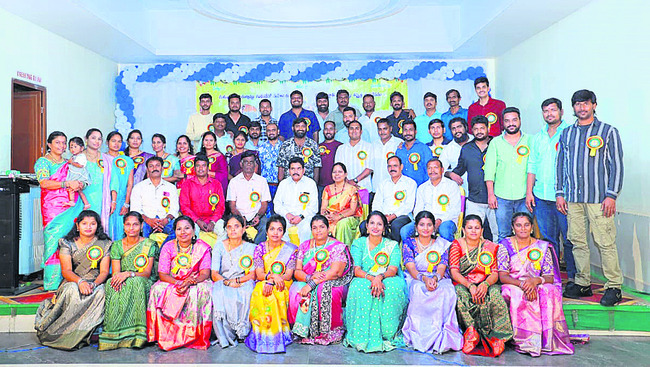 అ‘పూర్వ’ సమ్మేళనం1