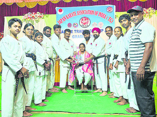 నిలకడగా కడెం నీటిమట్టం
1