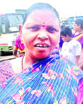 ఎప్పుడూ ఎదురుచూసుడే
1