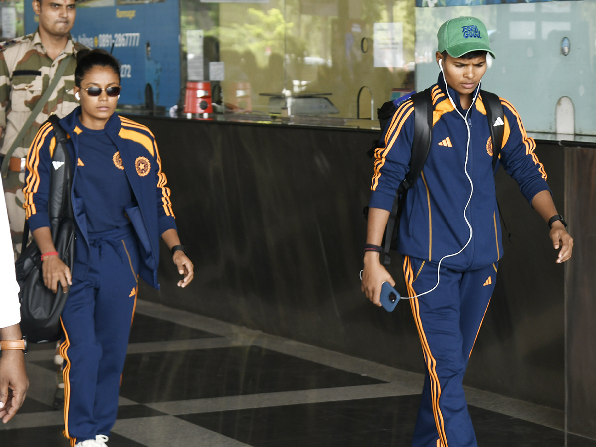 #CWC2025 : India Womens Team Squad in Visakhapatnam11