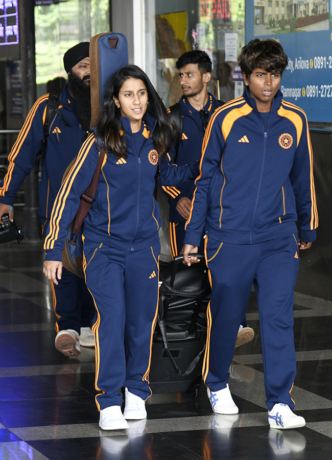 #CWC2025 : India Womens Team Squad in Visakhapatnam8