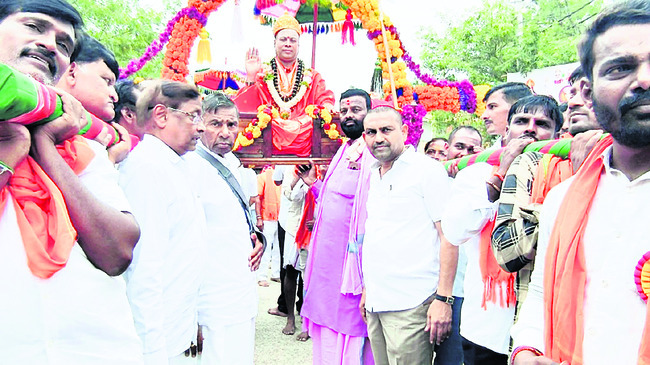 కల్మఠంలో కుంభమేళా ప్రారంభం 1