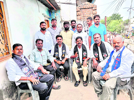 మంత్రి ‘పొన్నం’ క్షమాపణ చెప్పాలి1