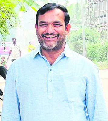 బెత్తంతో గుణపాఠం1