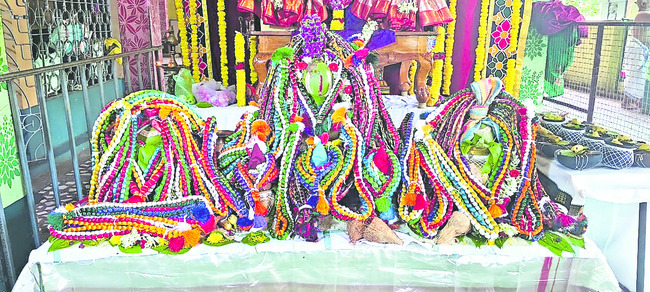 ఘనంగా పవిత్రోత్సవాలు 1
