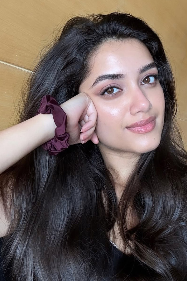 Actress Bhagyashri Borse Latest Beautiful Photos7