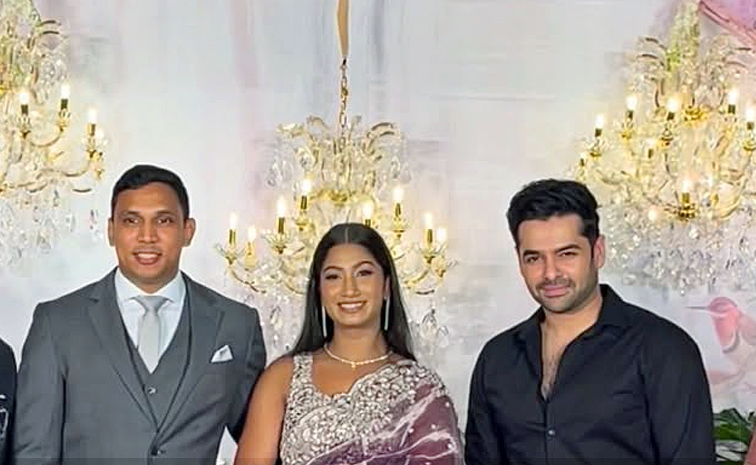 Celebrities Attend Kona Venkat Daughter Wedding Reception Photos9