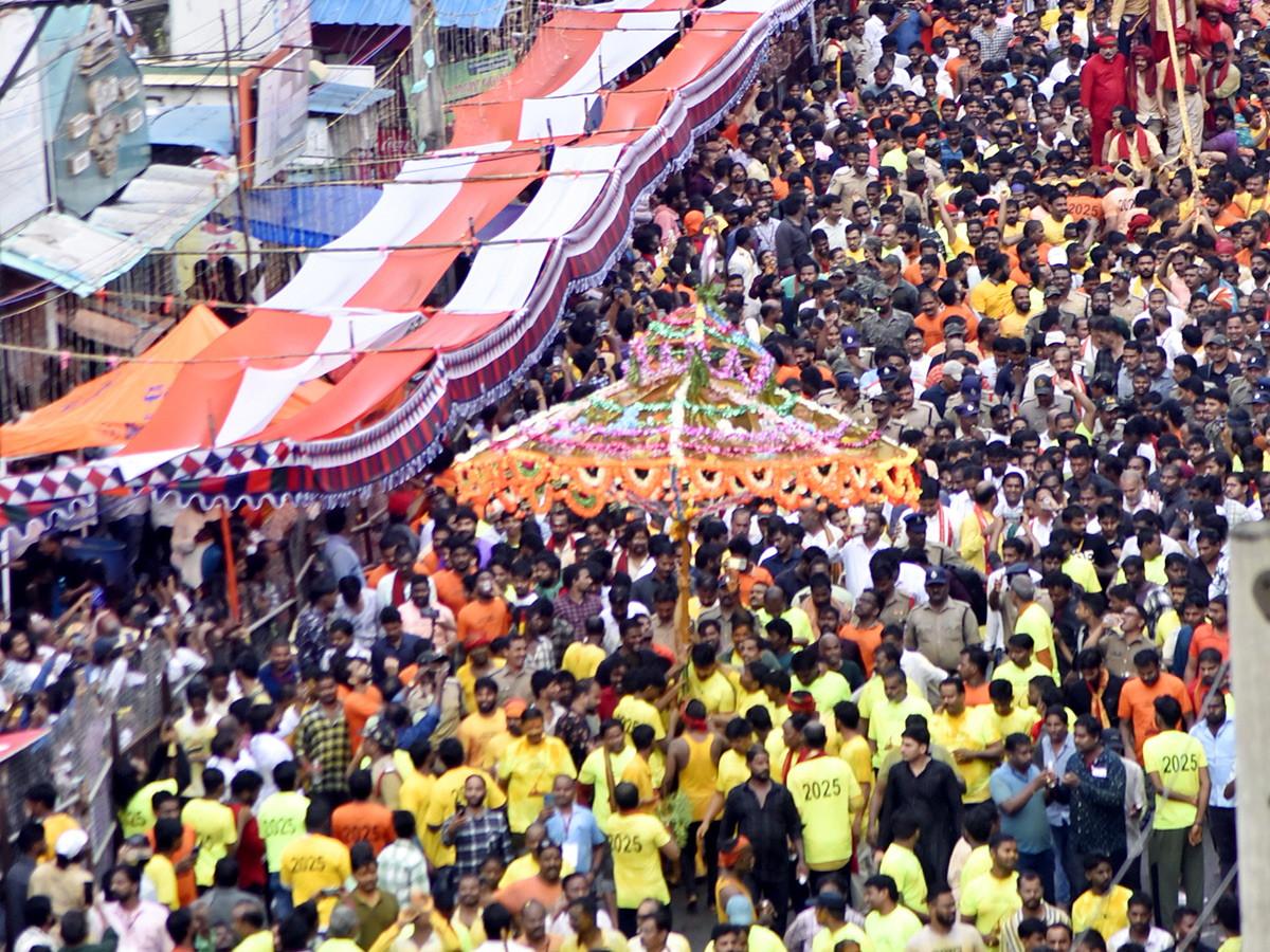 Grand Celebrations of Pydithalli Ammavaru Sirimanotsavam Photos3