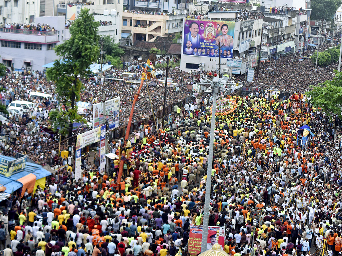 Grand Celebrations of Pydithalli Ammavaru Sirimanotsavam Photos5
