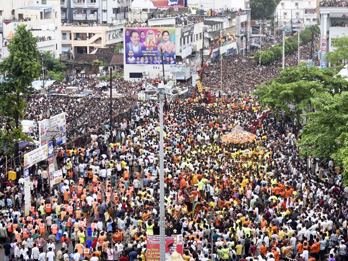 Grand Celebrations of Pydithalli Ammavaru Sirimanotsavam Photos7