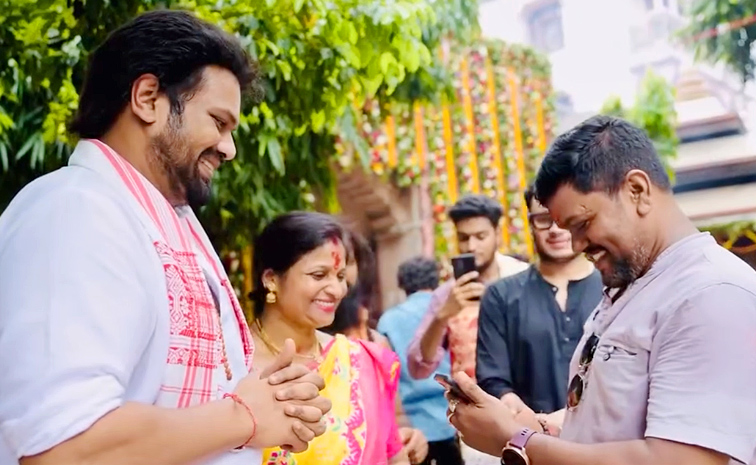 Manchu Manoj And Wife Bhuma Mounika Reddy Visits Kamakhya Devi Temple Photos15