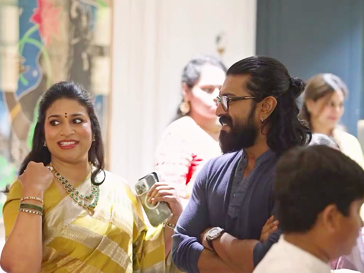 Mega Family At Durga Puja In Sushmita Konidela House, Photos Went Viral4