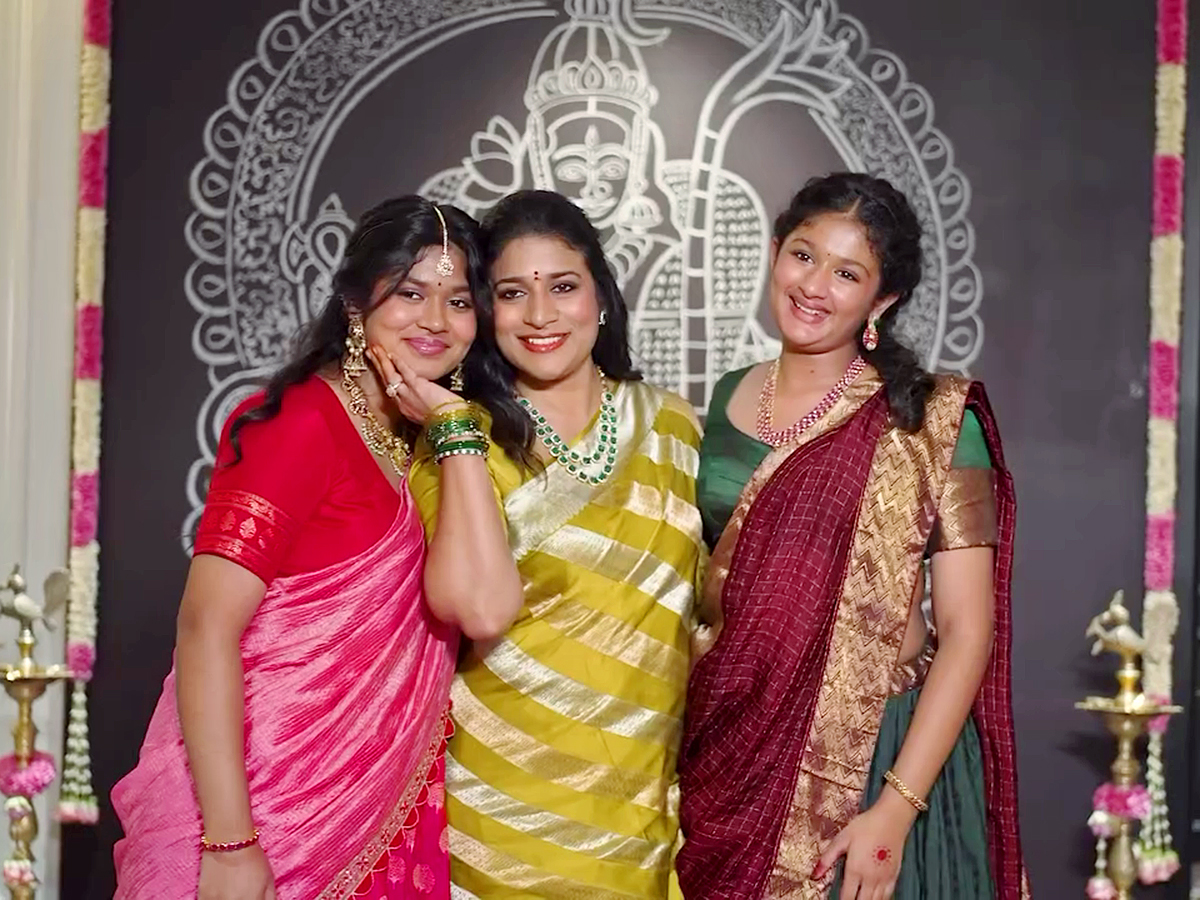Mega Family At Durga Puja In Sushmita Konidela House, Photos Went Viral9