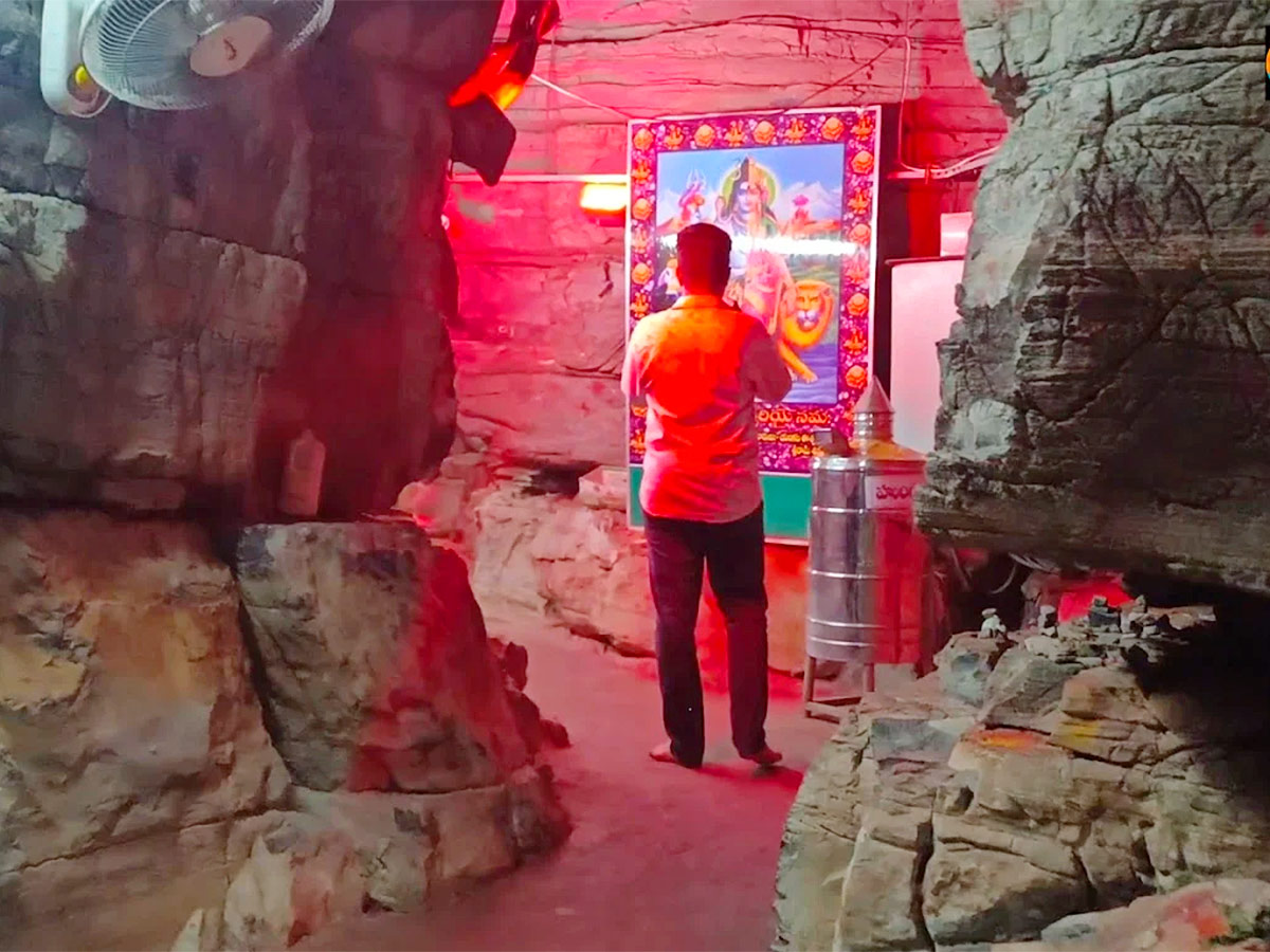 Sri Amaralingeswara Swamy Temple in Daida Bilam Photos15