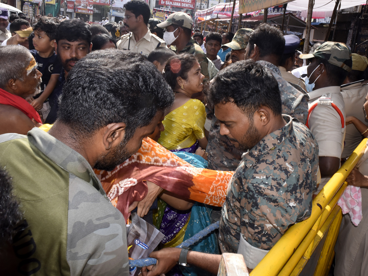 Vizianagaram Tholella Utsavam at Pydithalli Ammavaru Temple16