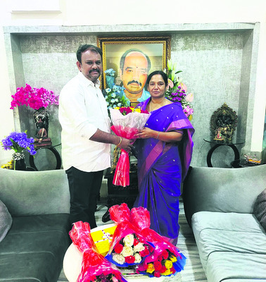‘డబ్బు’ల్‌ రిజిస్ట్రేషన్‌తో రూ.3 కోట్ల భూమికి ఎసరు! 1