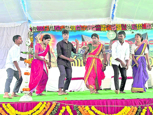 పులకించిన పోరుగడ్డ2