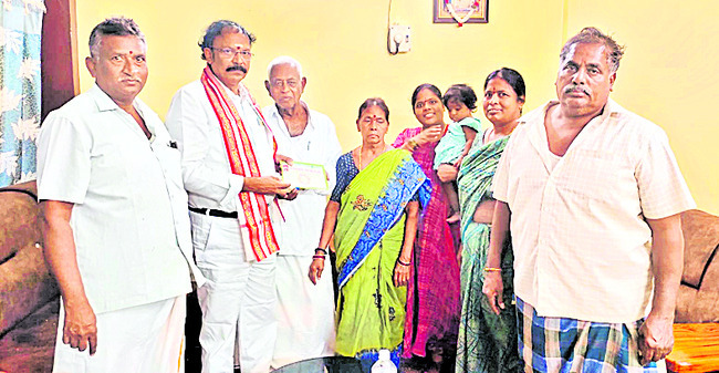 తగ్గిందేలే.. 4