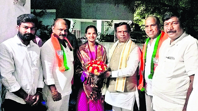అమెరికాలో వేమన శతకం బోధన2