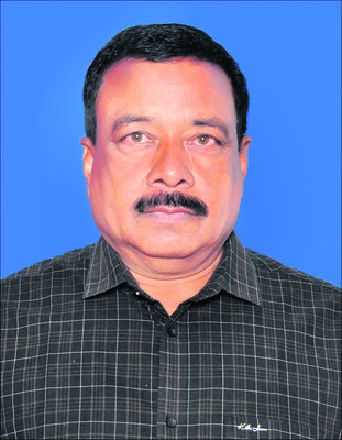 విద్యా రంగ సేవకుడికి విశిష్ట గౌరవం1