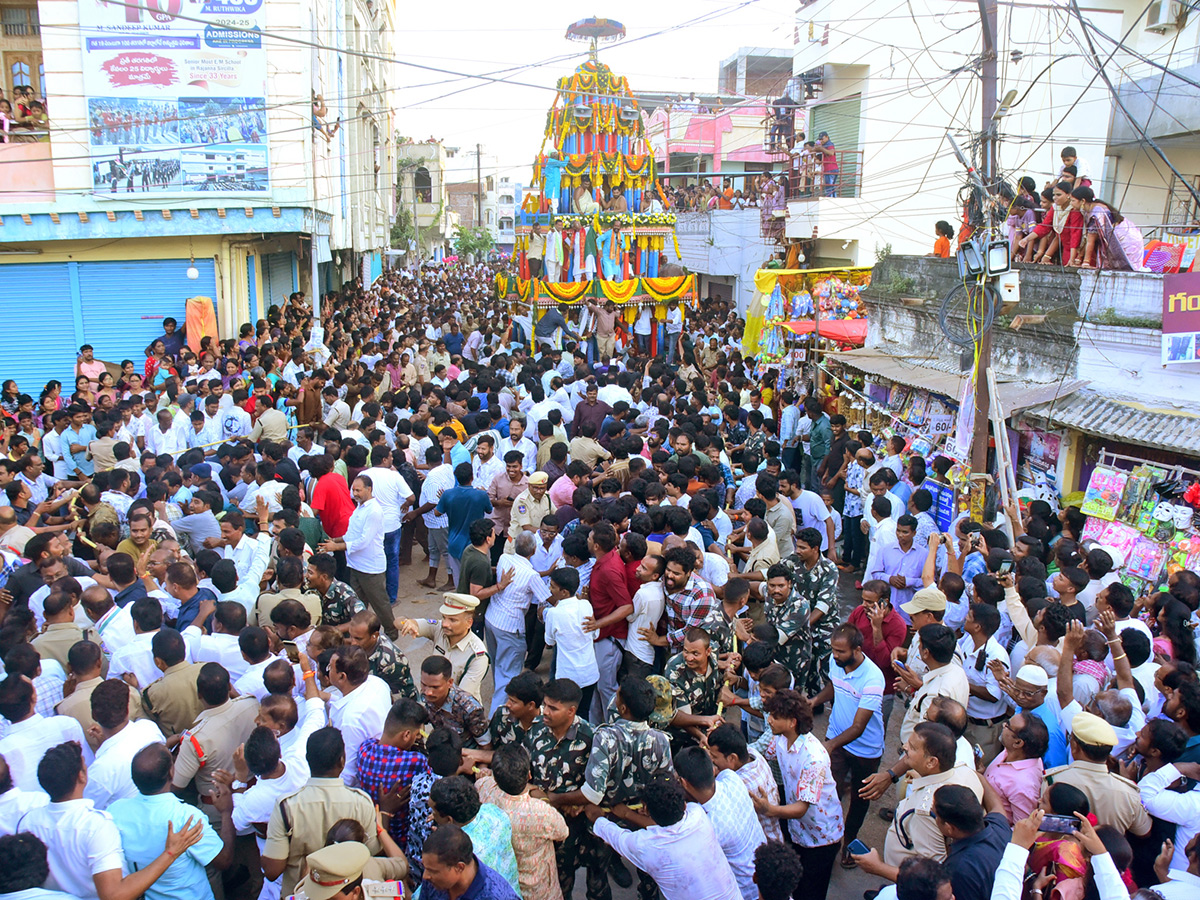 Huge Crowed at Venkateswara Swamy Brahmotsavam in Sircilla13